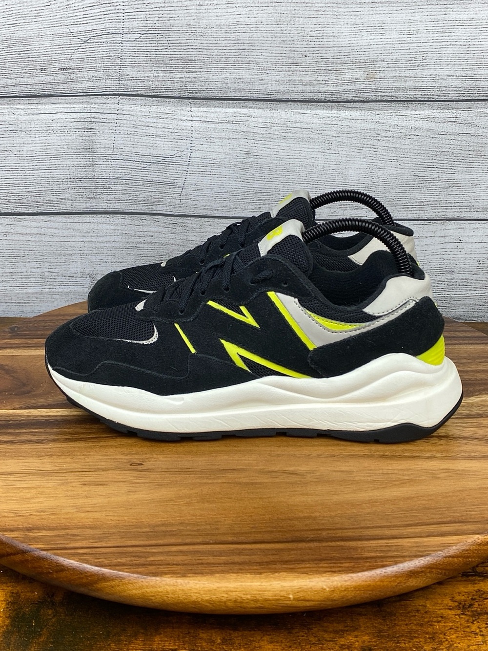New Balance 57/40 Black Oyster Yellow Shoes W5740HL1 Women’s Sneaker Size 8
